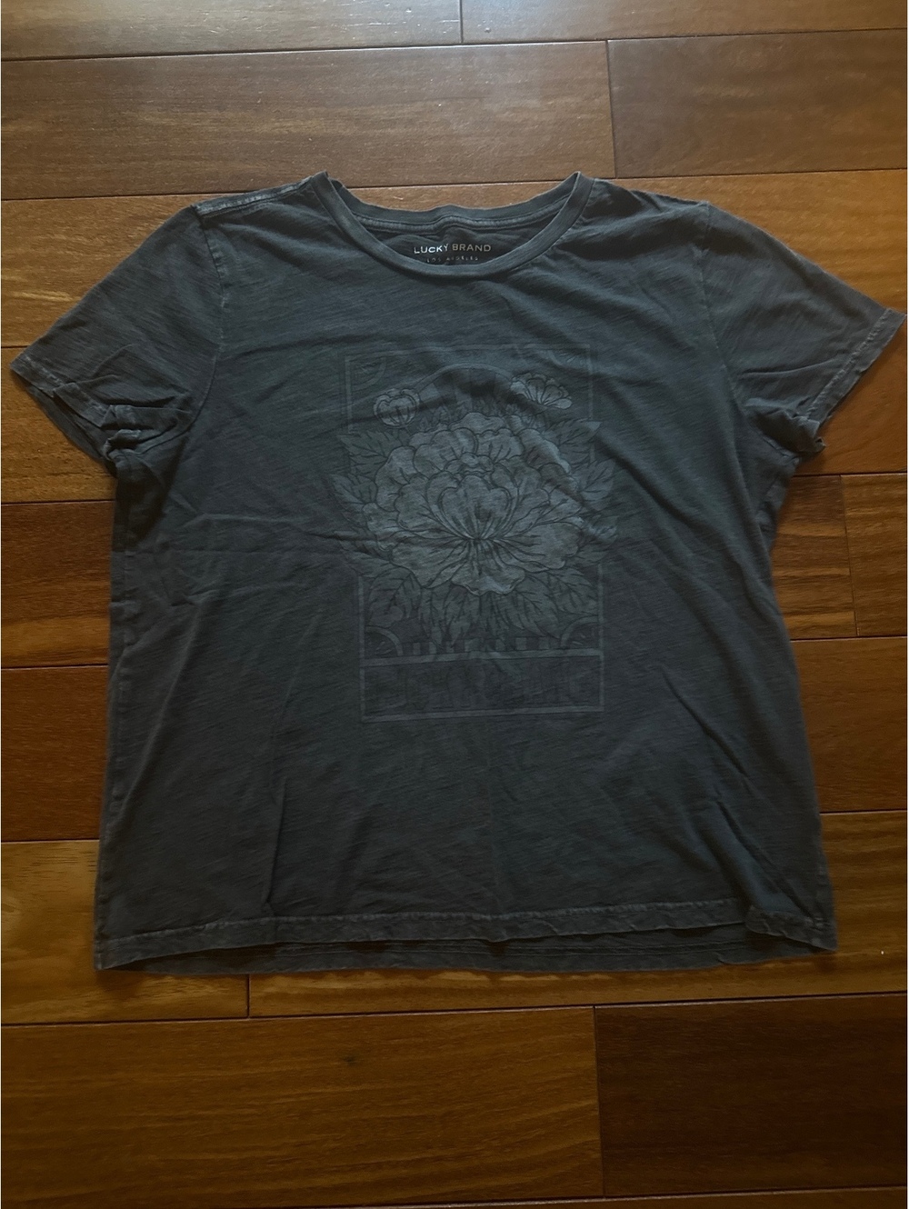 Women’s Lucky Brand Tee L